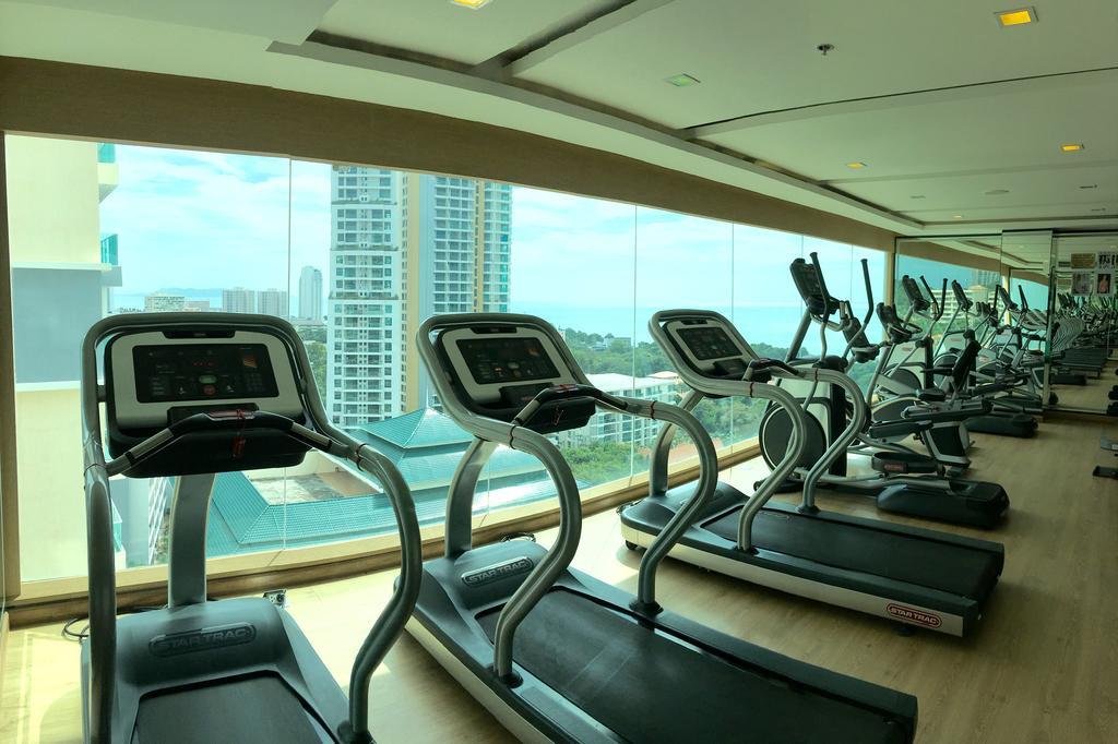 Cosy Beach View Condominium Pattaya Bagian luar foto