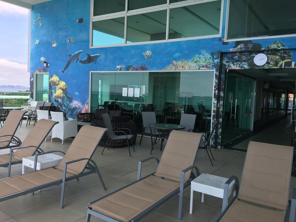 Cosy Beach View Condominium Pattaya Bagian luar foto