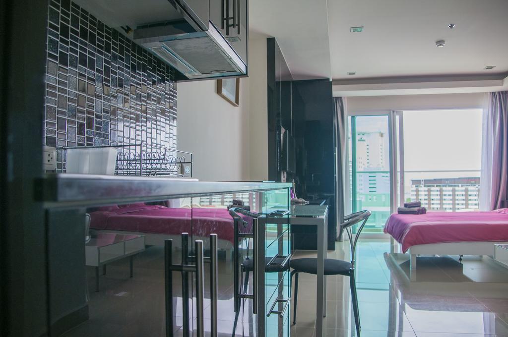 Cosy Beach View Condominium Pattaya Bagian luar foto