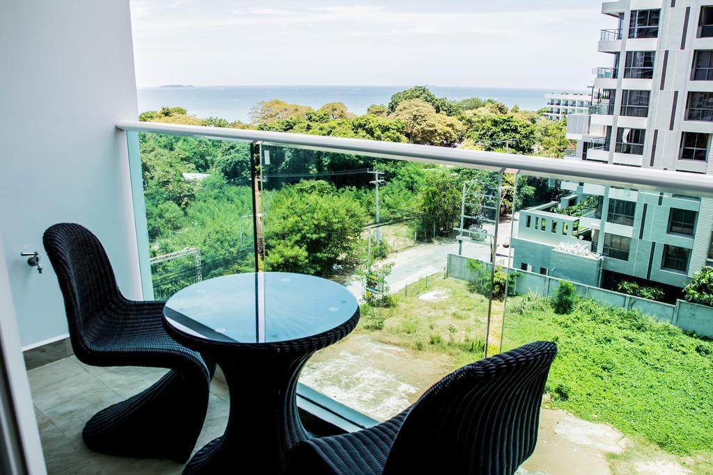 Cosy Beach View Condominium Pattaya Bagian luar foto