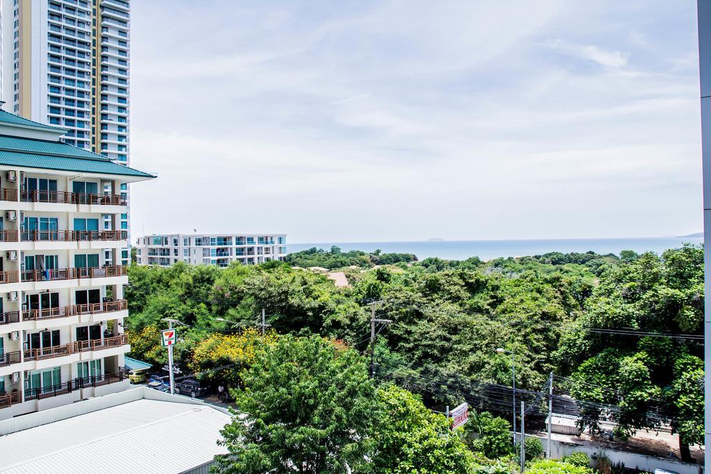 Cosy Beach View Condominium Pattaya Bagian luar foto